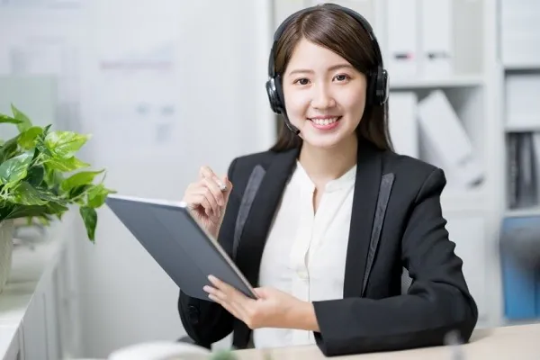 Hỗ trợ khách hàng ev99