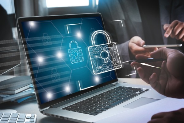 Hình ảnh minh họa việc thu thập dữ liệu an toàn trên ev99